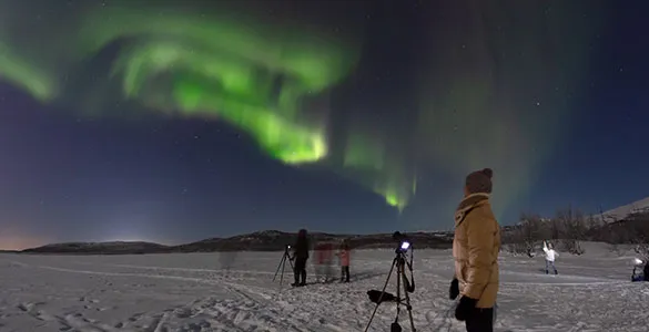 chase-the-northern-lights-mid-content-1